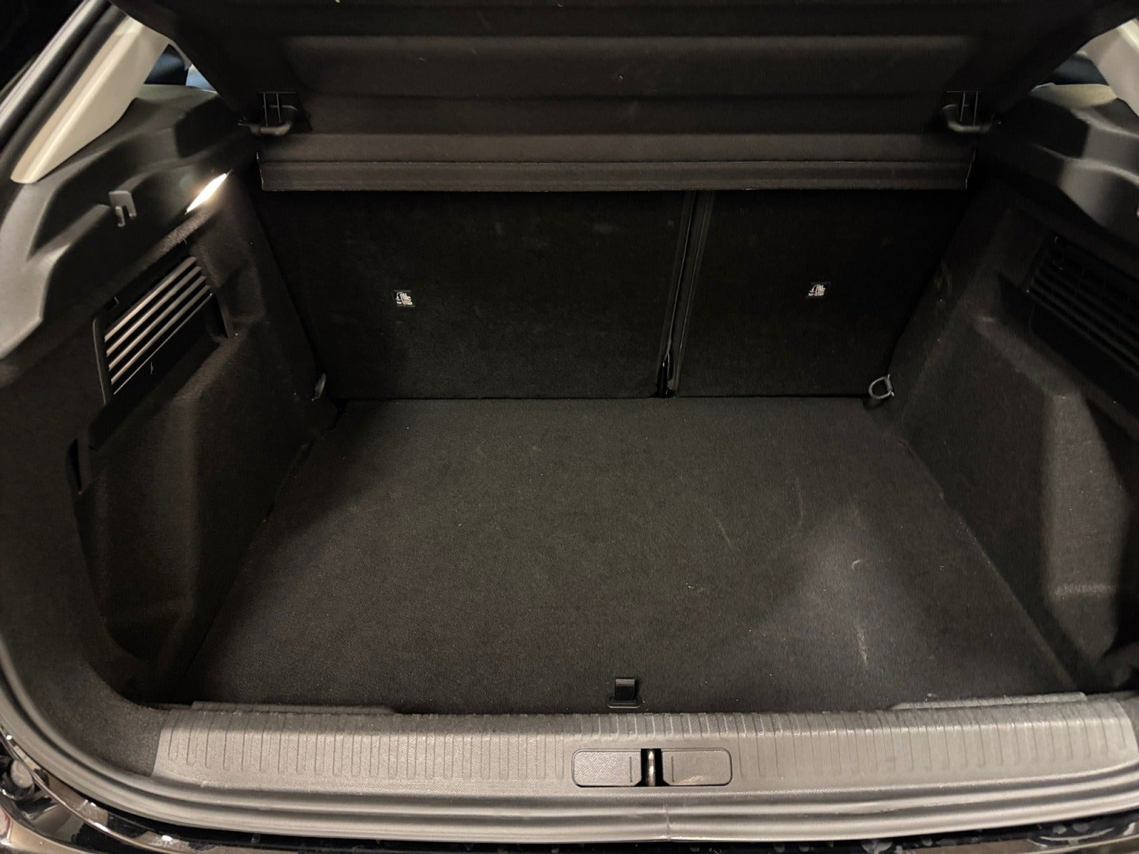 Sort Citroën ë-C4 fra 2025