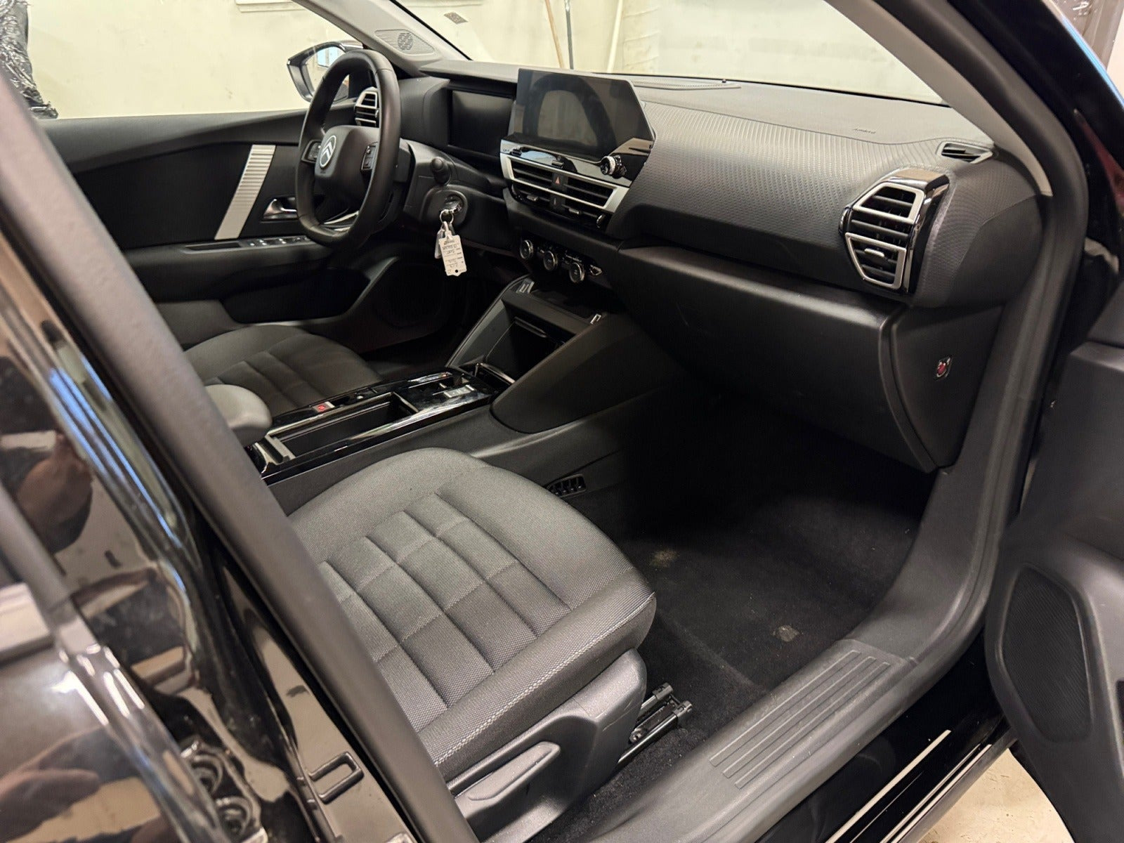 Sort Citroën ë-C4 fra 2025
