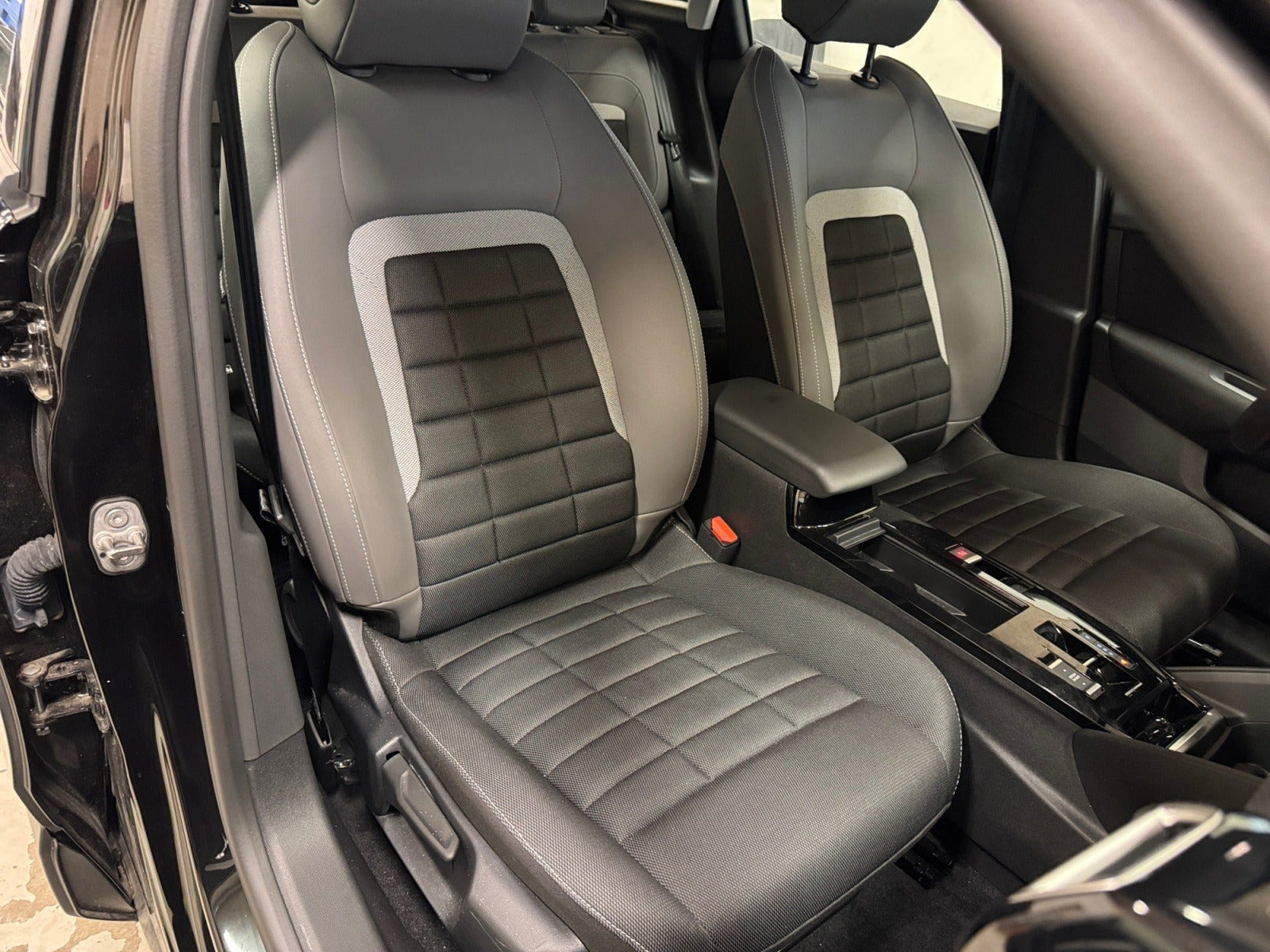 Sort Citroën ë-C4 fra 2025