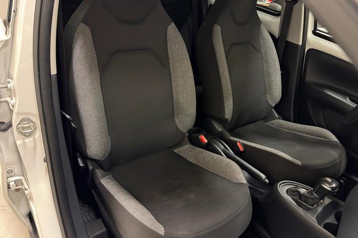Hvid Toyota Aygo X fra 2024