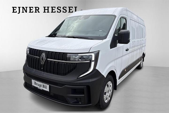 Hvid Renault Master V T35 fra 2026 set udefra