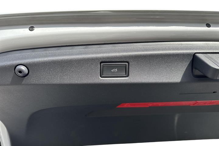 Hvid VW ID.7 fra 2025