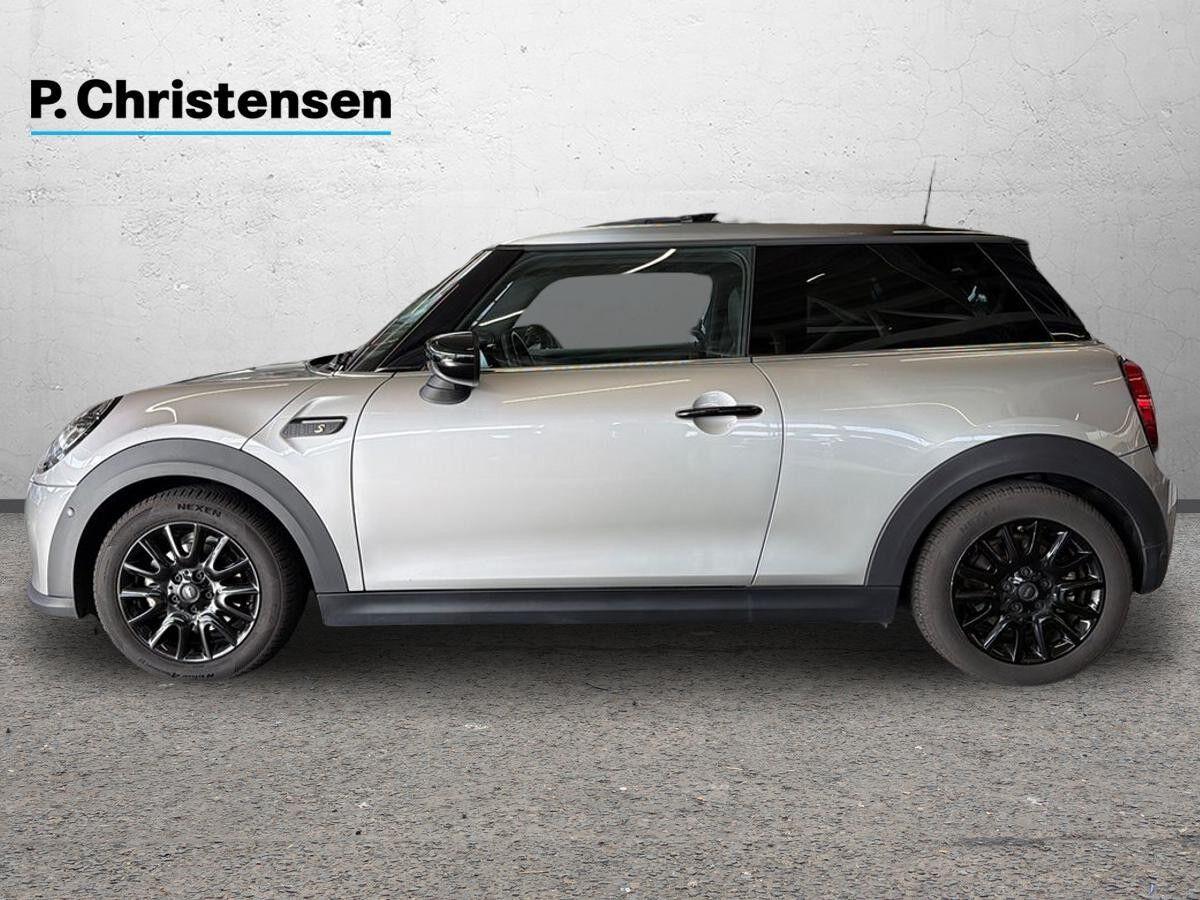 Sølv Mini Cooper SE fra 2023