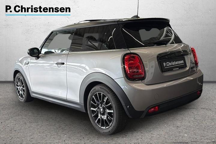 Sølv Mini Cooper SE fra 2023