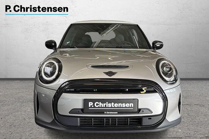 Sølv Mini Cooper SE fra 2023