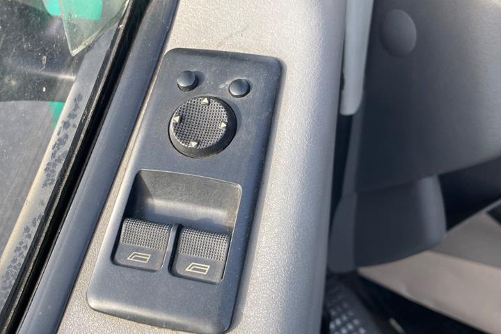 undefined VW Caravelle fra 1999