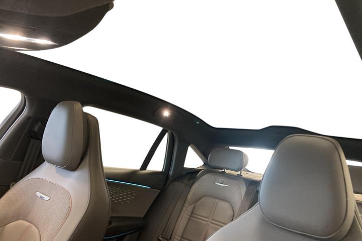 Grå Hongqi EH7 fra 2025