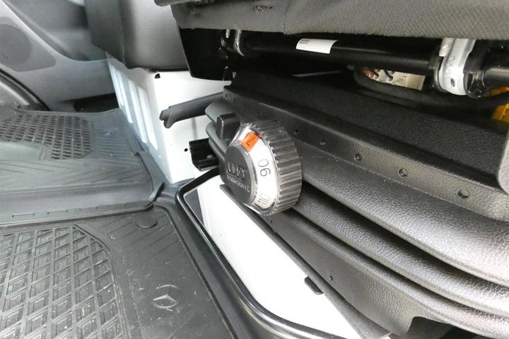 Hvid Mercedes Sprinter 317 fra 2025