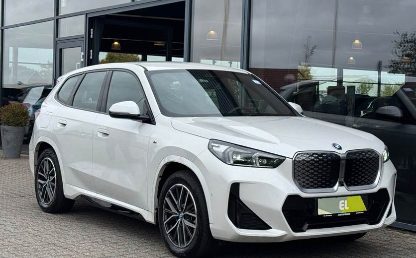 BMW iX1 xDrive30 M-Sport
