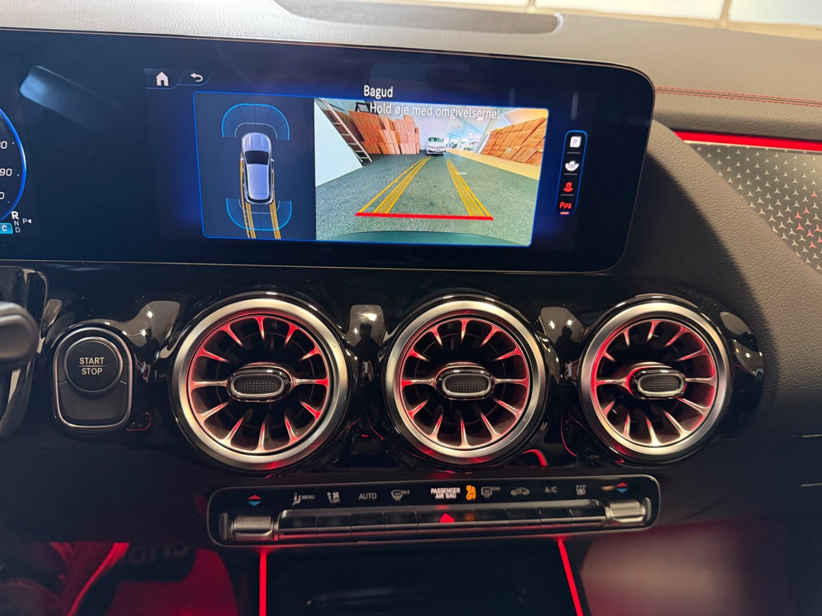 Sort Mercedes EQA250+ fra 2024