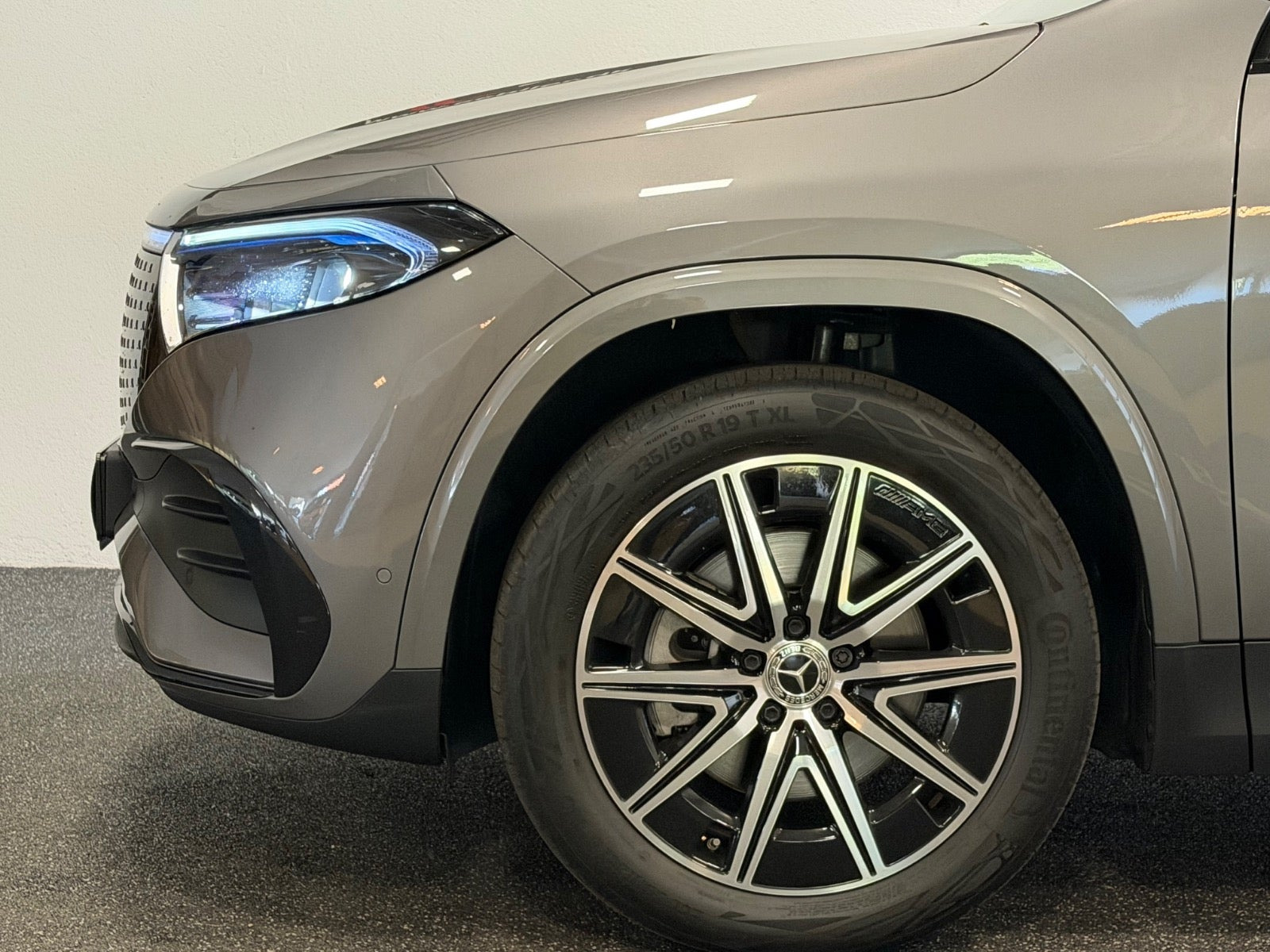 Sort Mercedes EQA250+ fra 2024