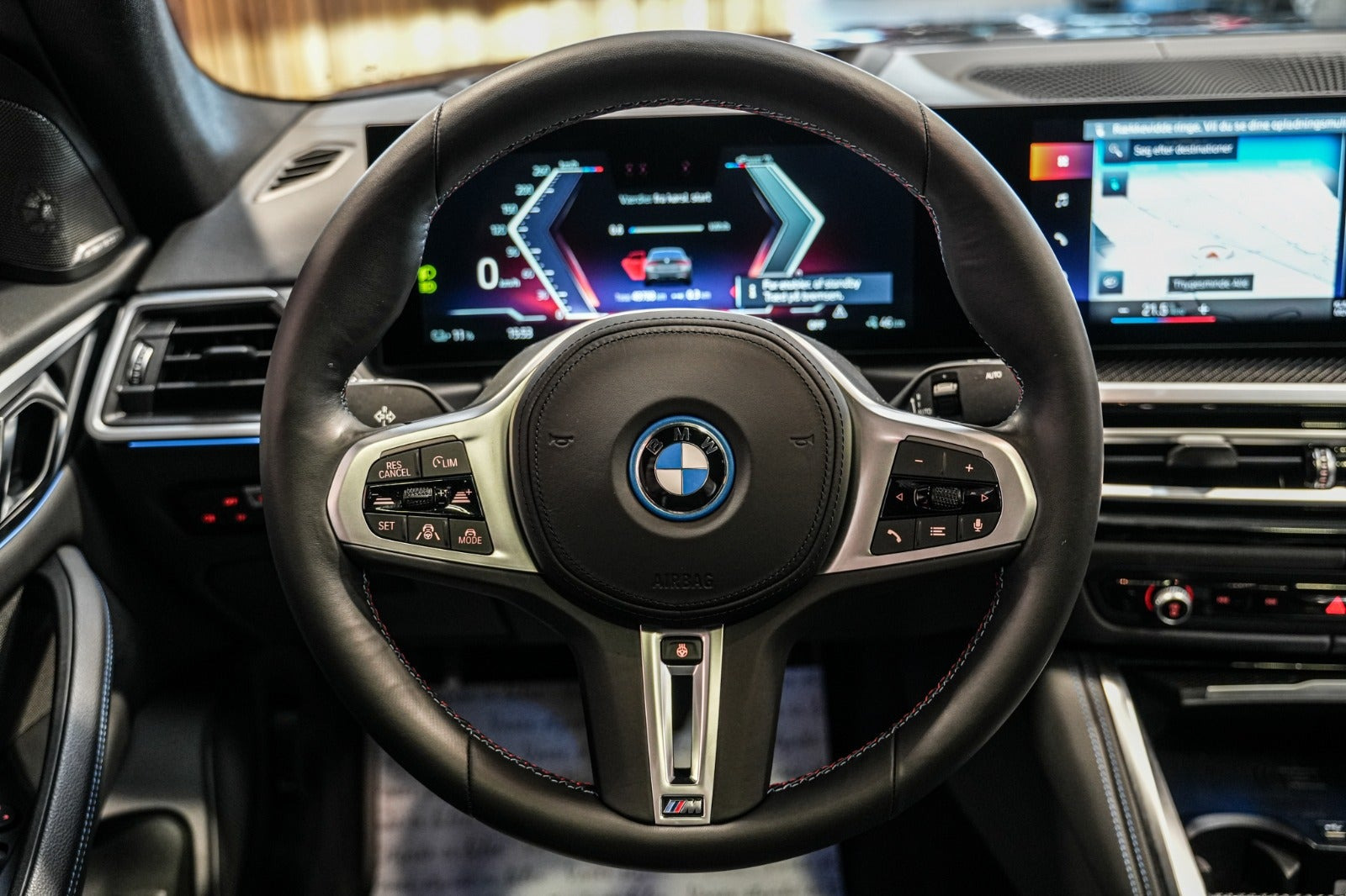 Grå BMW i4 fra 2022