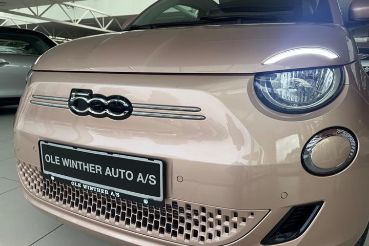 undefined Fiat 500e fra 2024