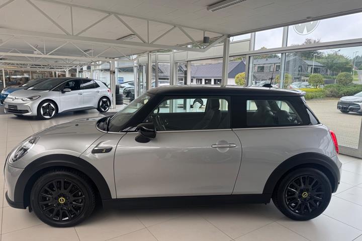Grå Mini Cooper SE fra 2023