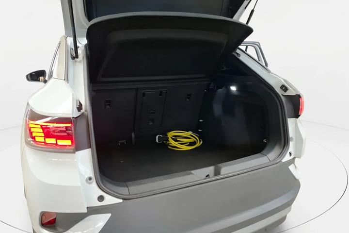 Hvid VW ID.4 fra 2021