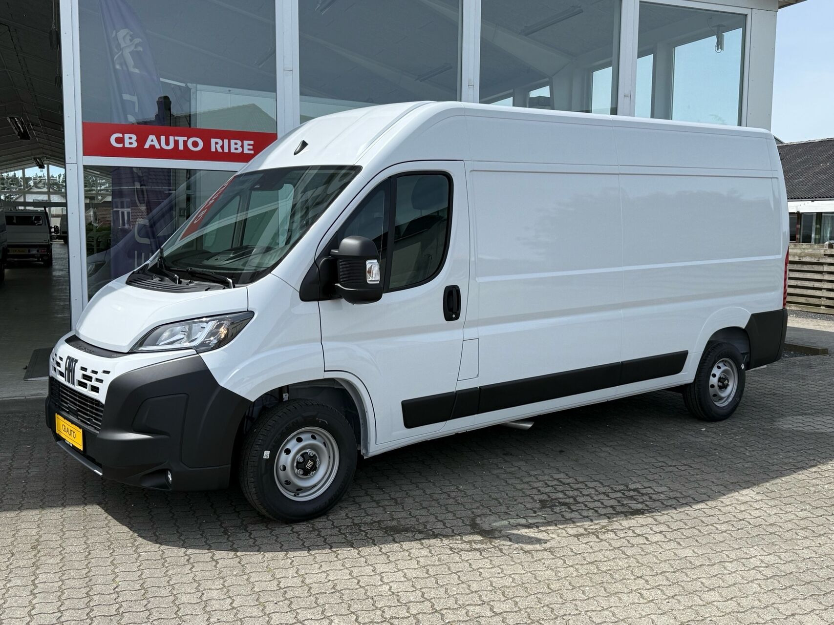 Hvid Fiat Ducato fra 2026