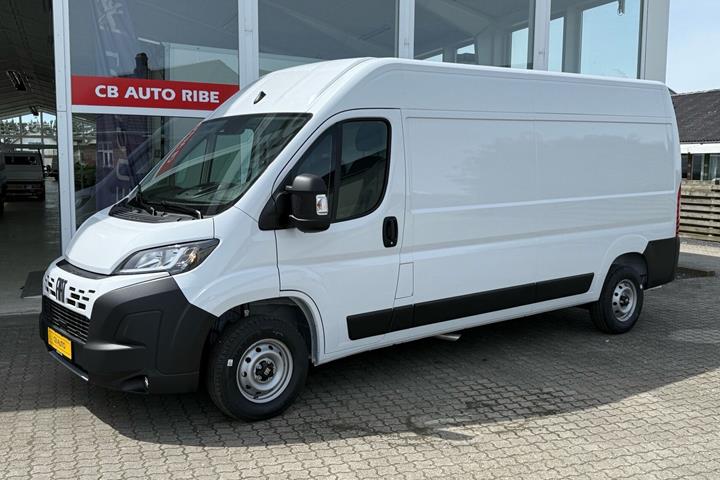 Hvid Fiat Ducato fra 2026