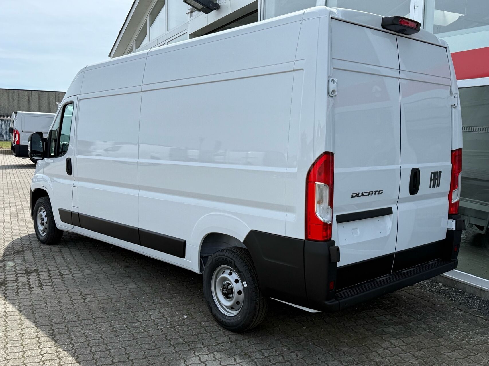 Hvid Fiat Ducato fra 2026