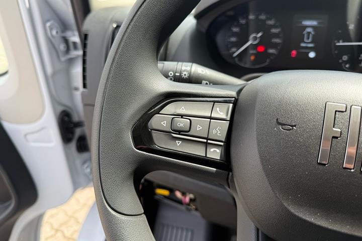 Hvid Fiat Ducato fra 2026