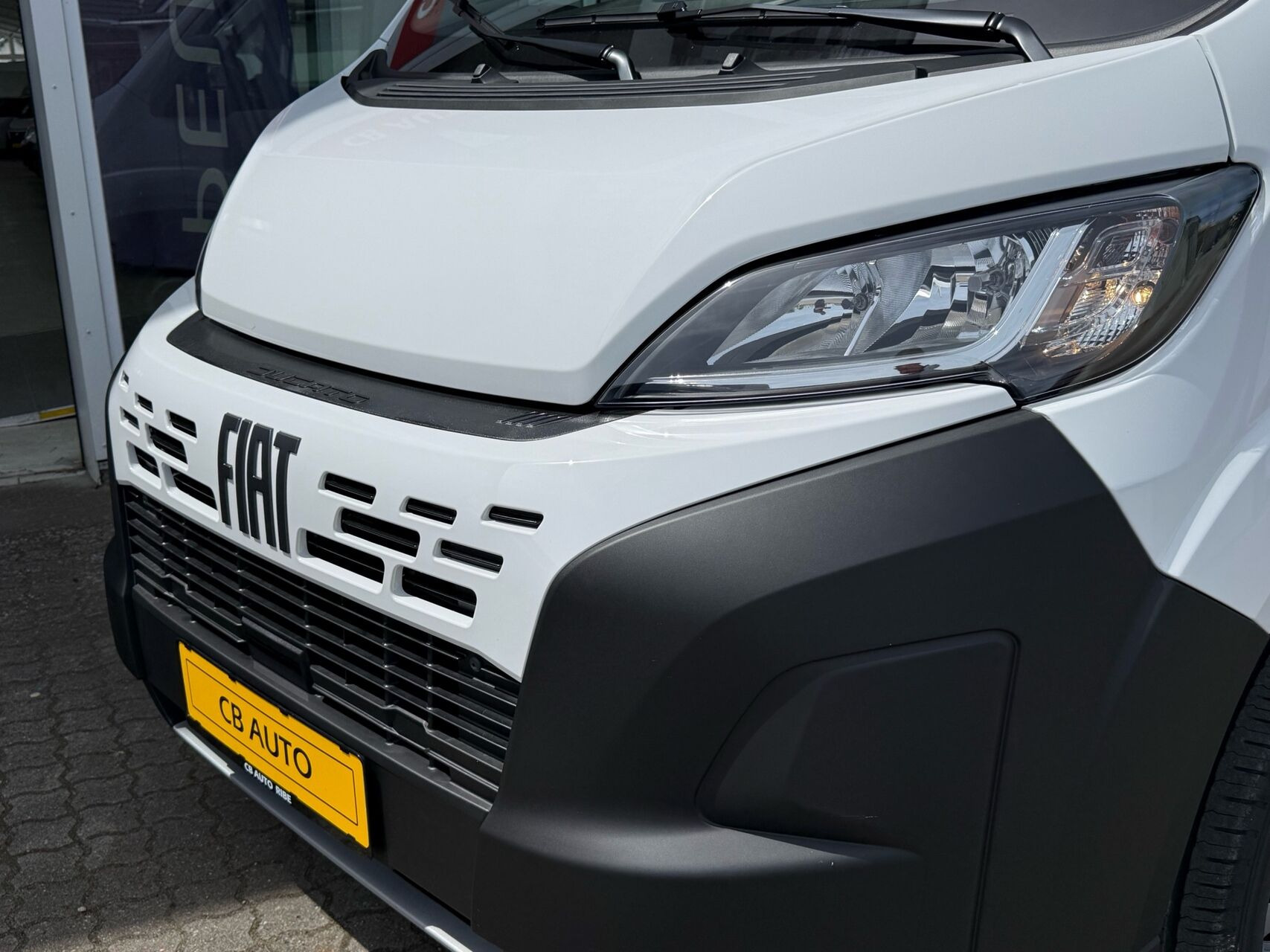 Hvid Fiat Ducato fra 2026