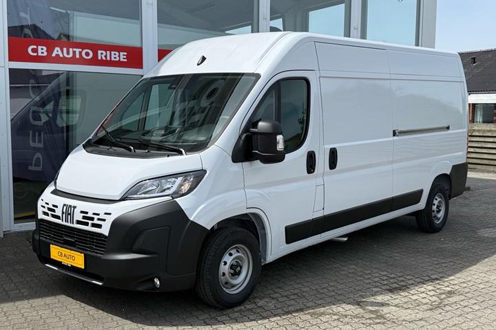 Hvid Fiat Ducato fra 2026