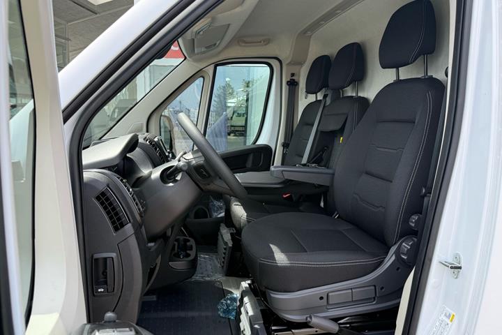 Hvid Fiat Ducato fra 2026