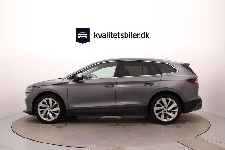 Grå Skoda Enyaq fra 2022