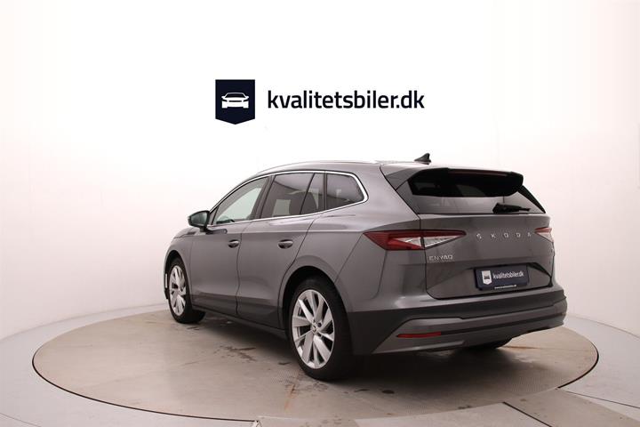 Grå Skoda Enyaq fra 2022