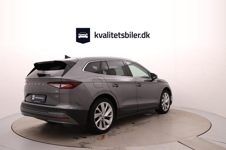 Grå Skoda Enyaq fra 2022