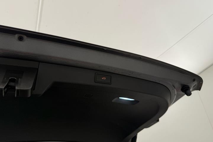 Grå Skoda Enyaq fra 2022