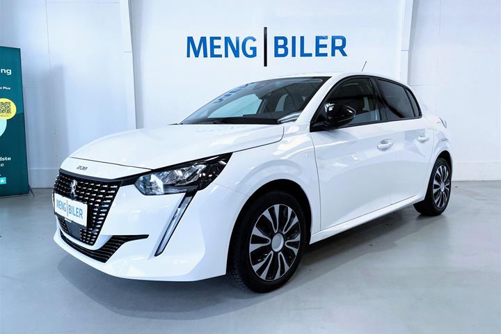 Hvid Peugeot 208 fra 2023 set udefra