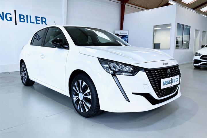 Hvid Peugeot 208 fra 2023