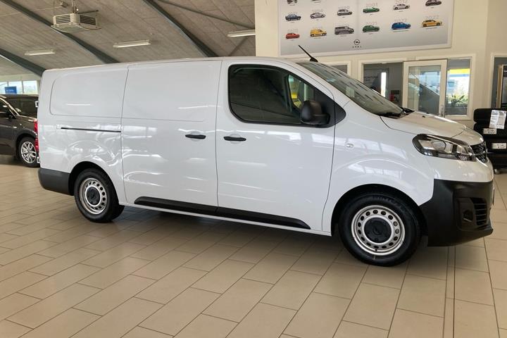 Hvid Opel Vivaro-e fra 2023