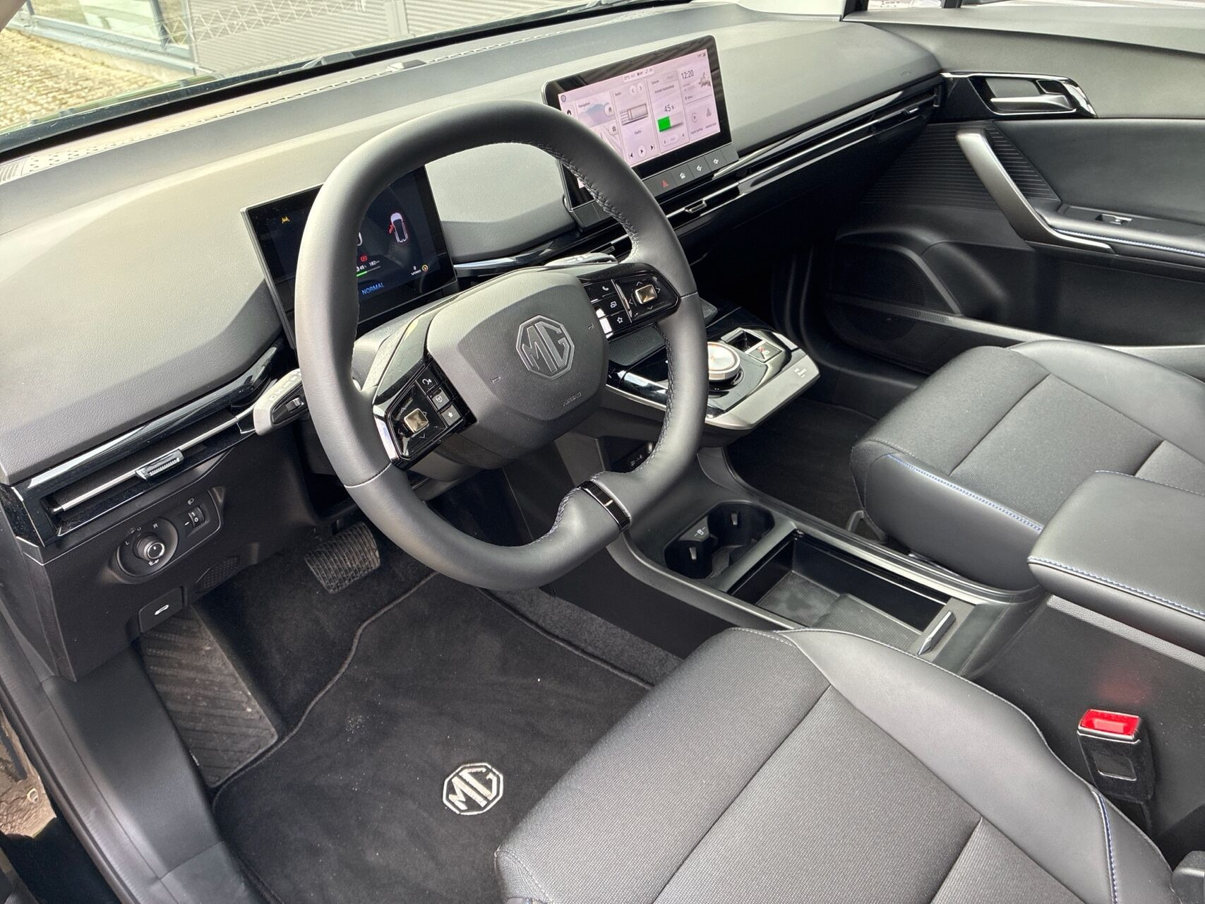 Sort MG MG4 Electric fra 2025