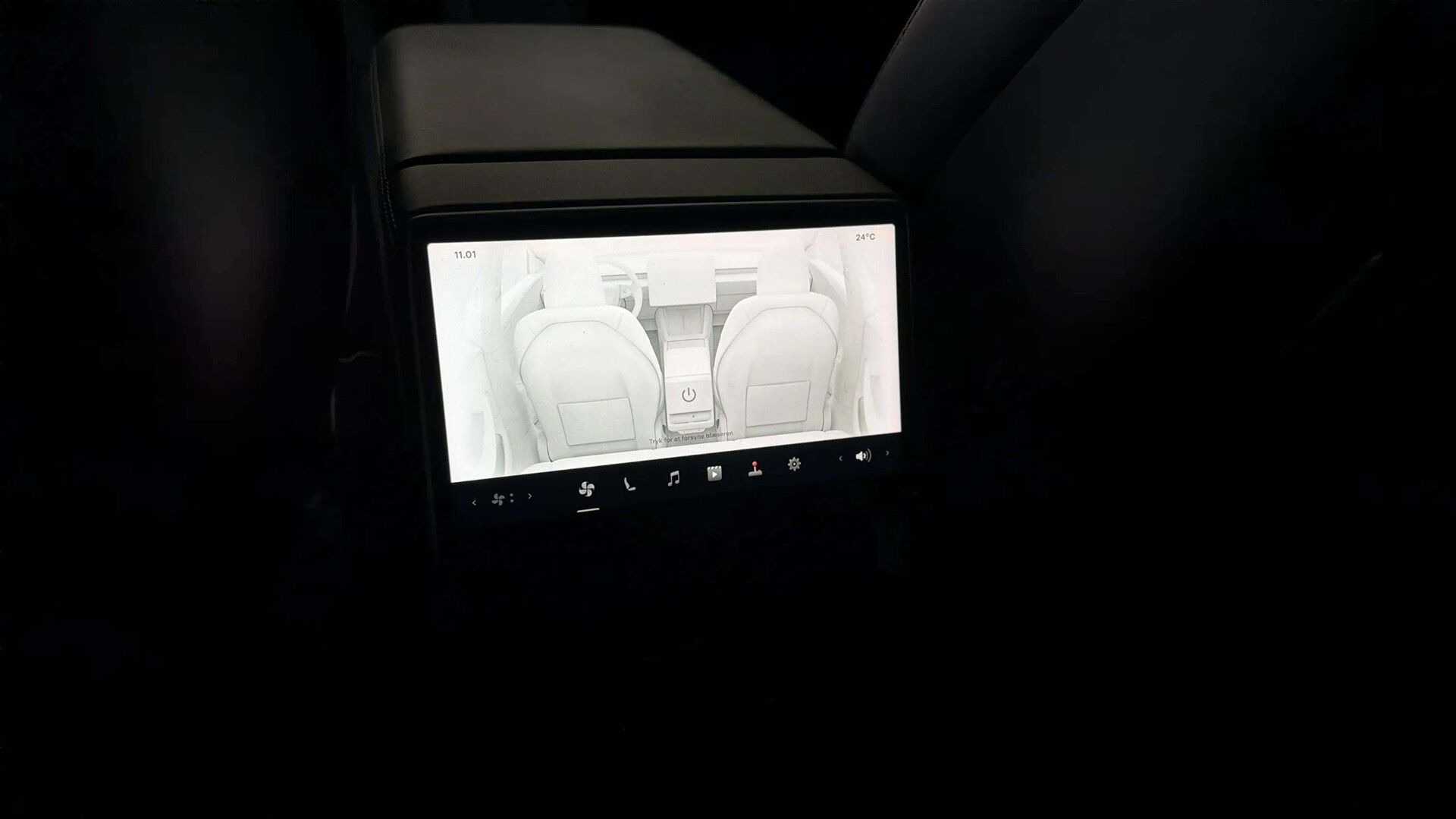 Sort Tesla Model 3 fra 2024