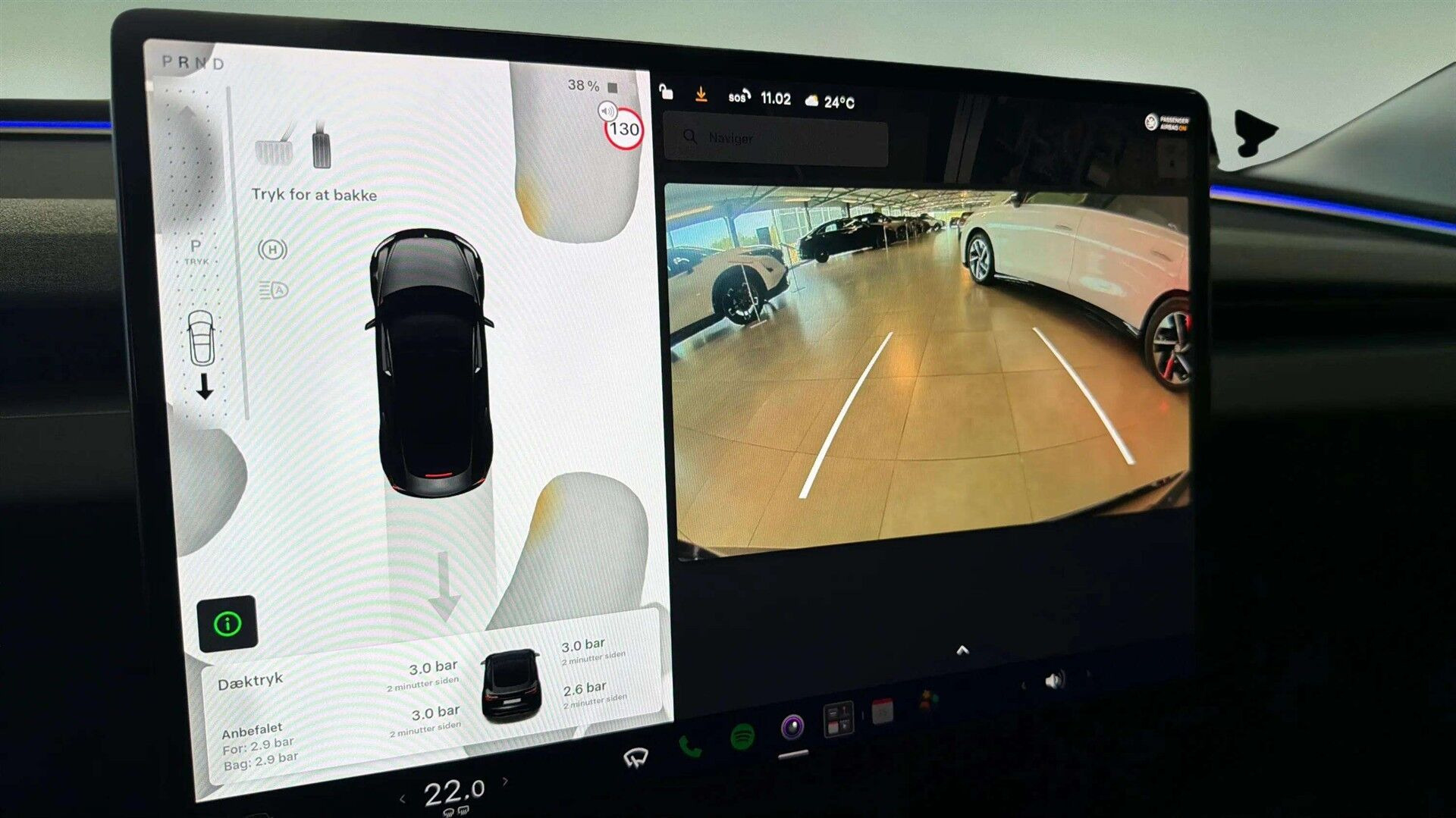 Sort Tesla Model 3 fra 2024