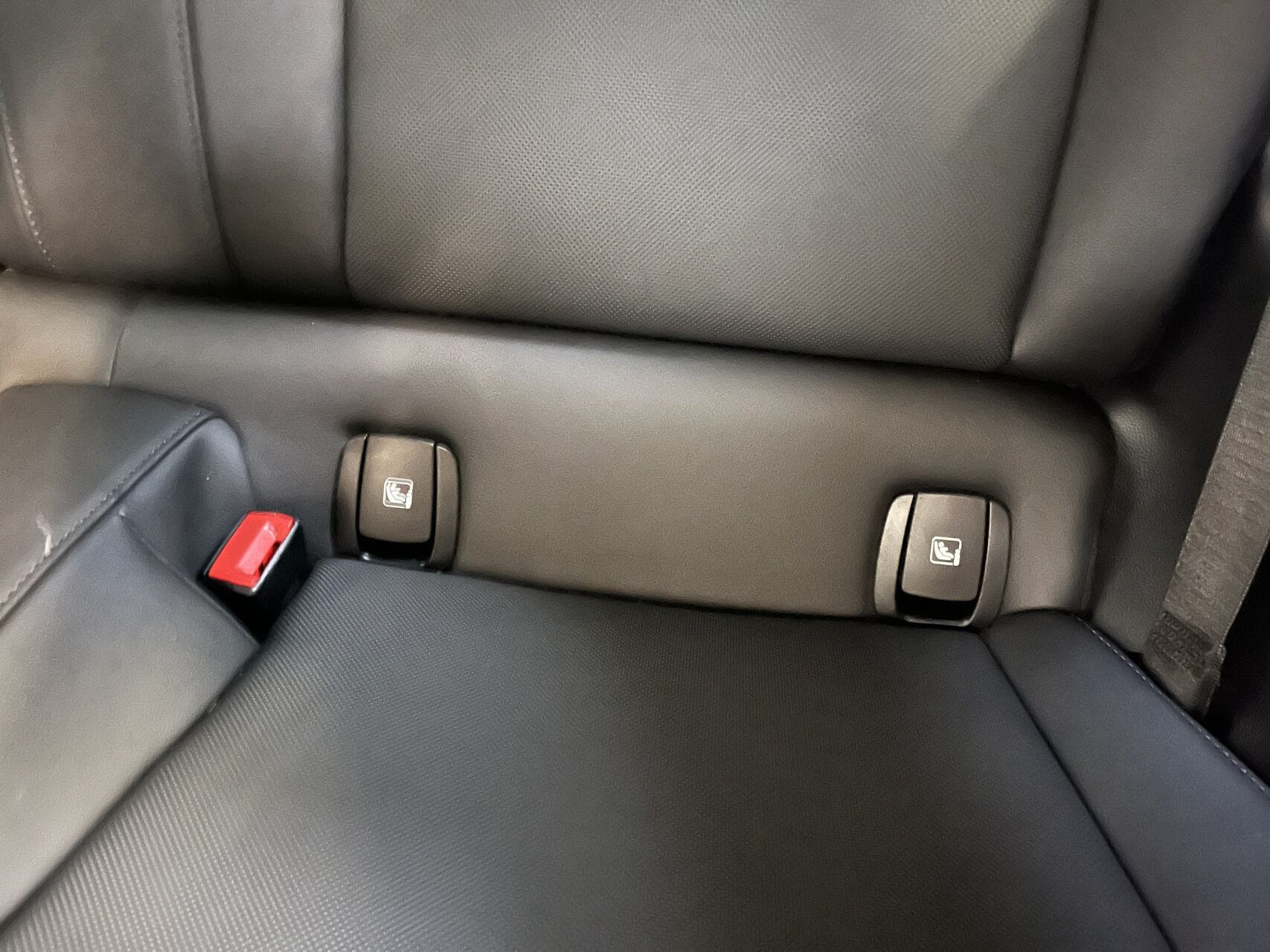 Rød Mini Cooper fra 2023
