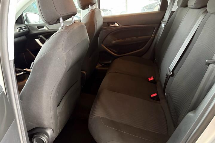 undefined Peugeot 308 fra 2017