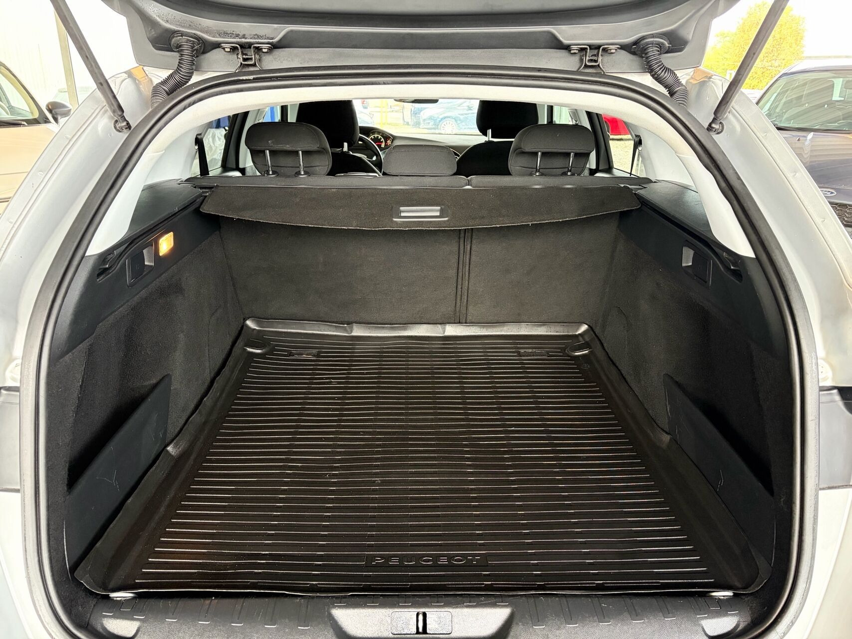 undefined Peugeot 308 fra 2017