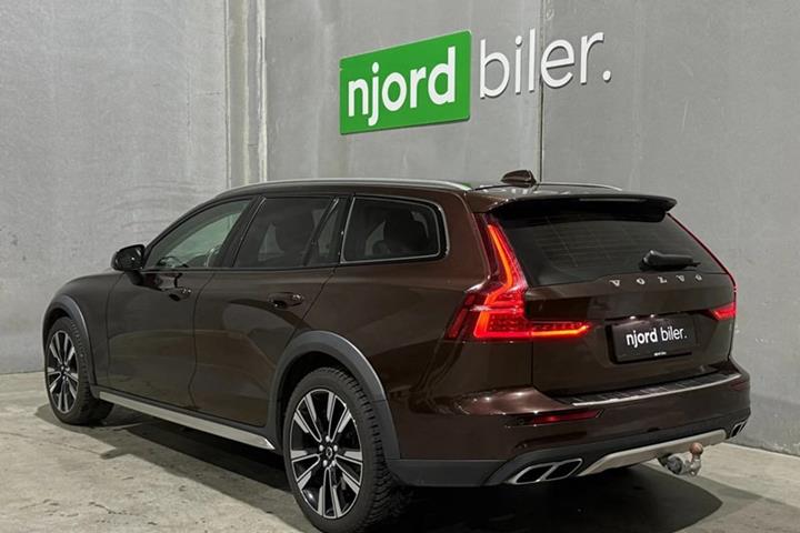 undefined Volvo V60 fra 2020