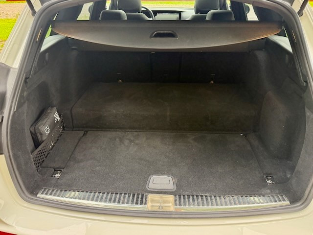 undefined Mercedes E300 e fra 2021