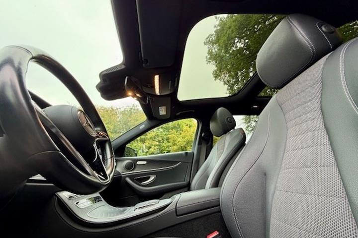 undefined Mercedes E300 e fra 2021