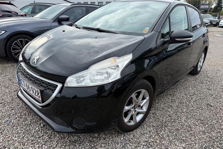 Sort Peugeot 208 fra 2012
