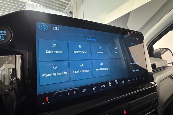 Grå Ford Tourneo Custom 340 L2 fra 2024