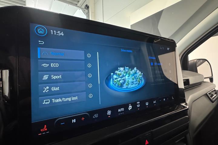 Grå Ford Tourneo Custom 340 L2 fra 2024