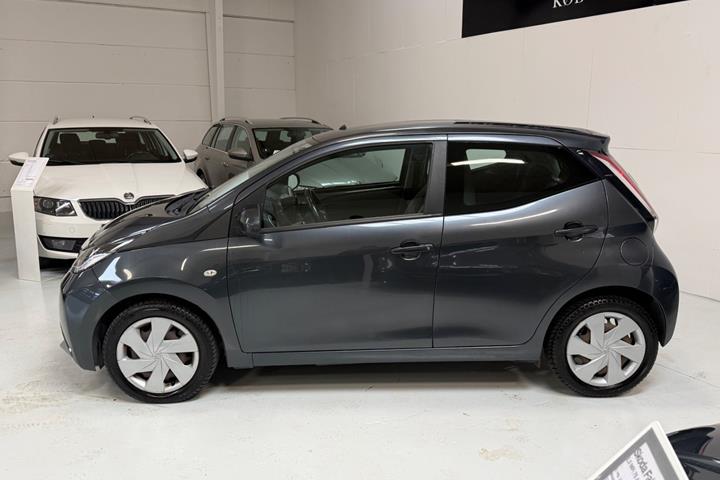 undefined Toyota Aygo fra 2015