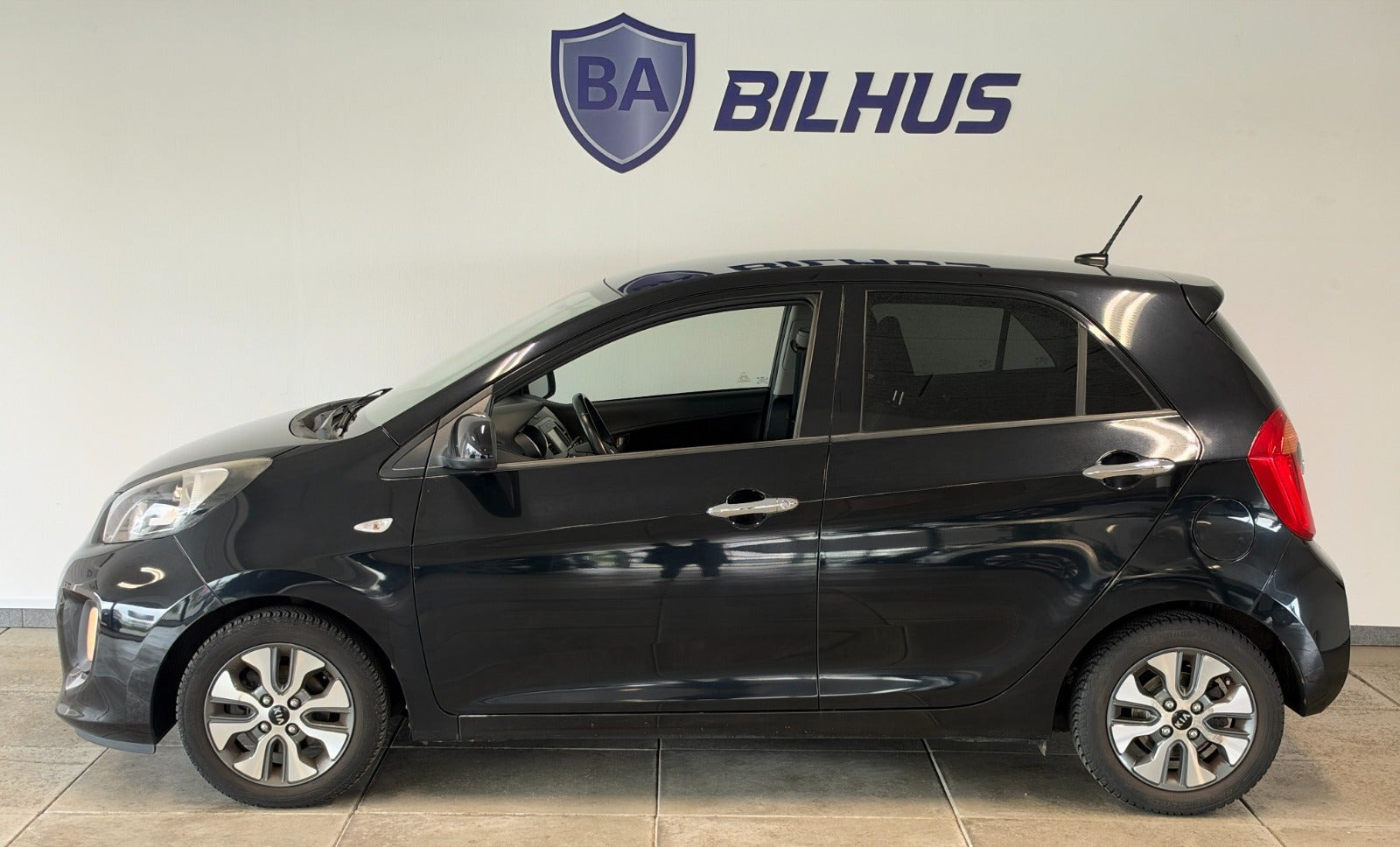 Sort Kia Picanto fra 2016