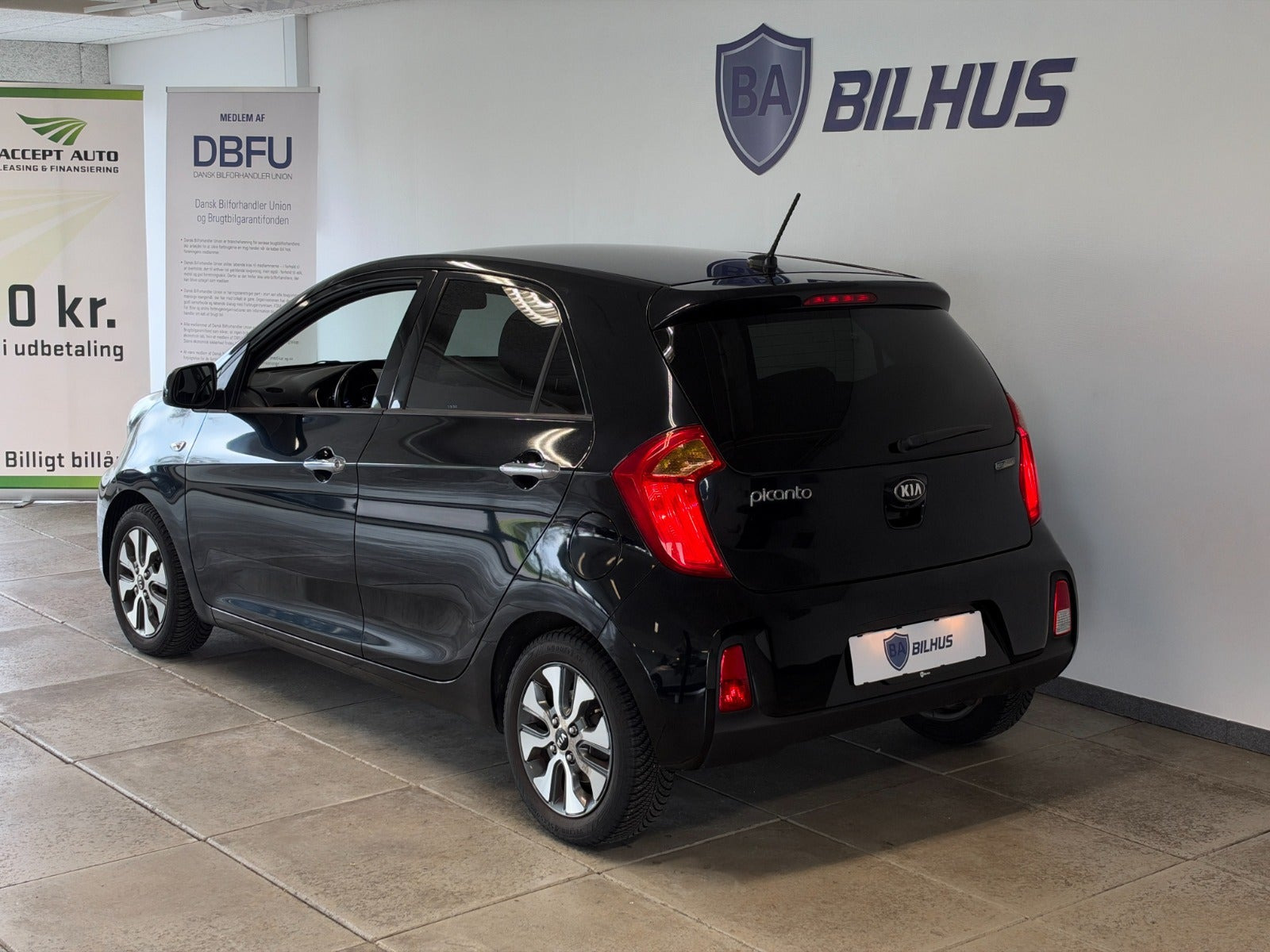 Sort Kia Picanto fra 2016