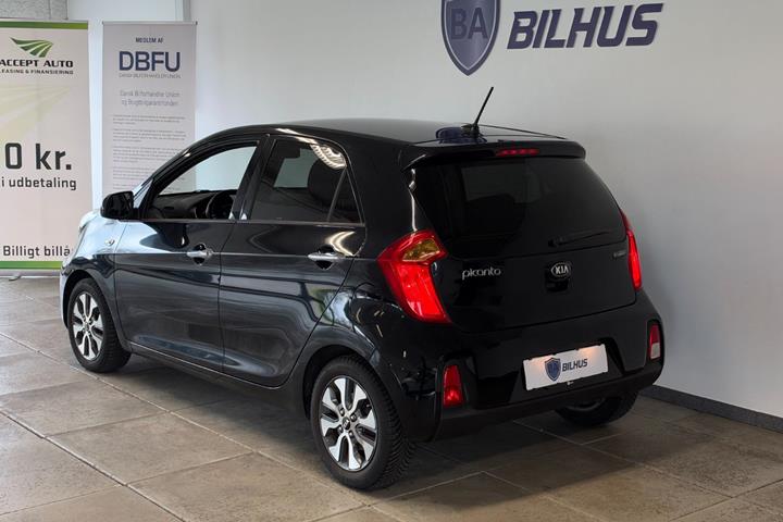 Sort Kia Picanto fra 2016