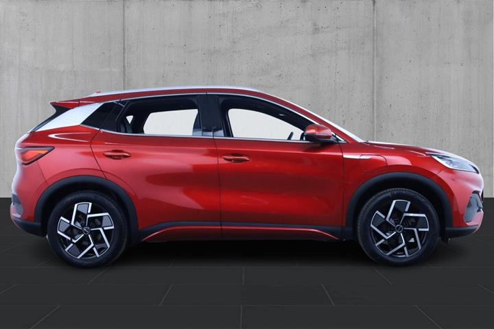 Rød BYD Atto 3 fra 2023